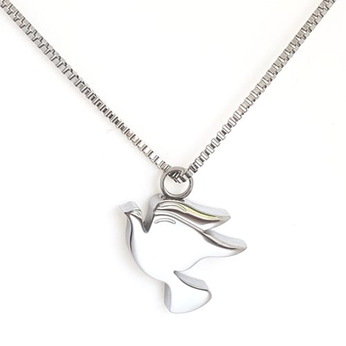 Bel exemple de bijoux funéraires lors de crémation | Service Actuel