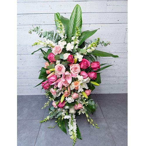 Arrangement de fleurs pour funérailles | Service Actuel